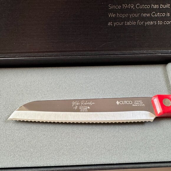 Cutco 3721 Santoku Style Trimmer Red Handle – New in Box – Free USA Shipping - Picture 2 of 4